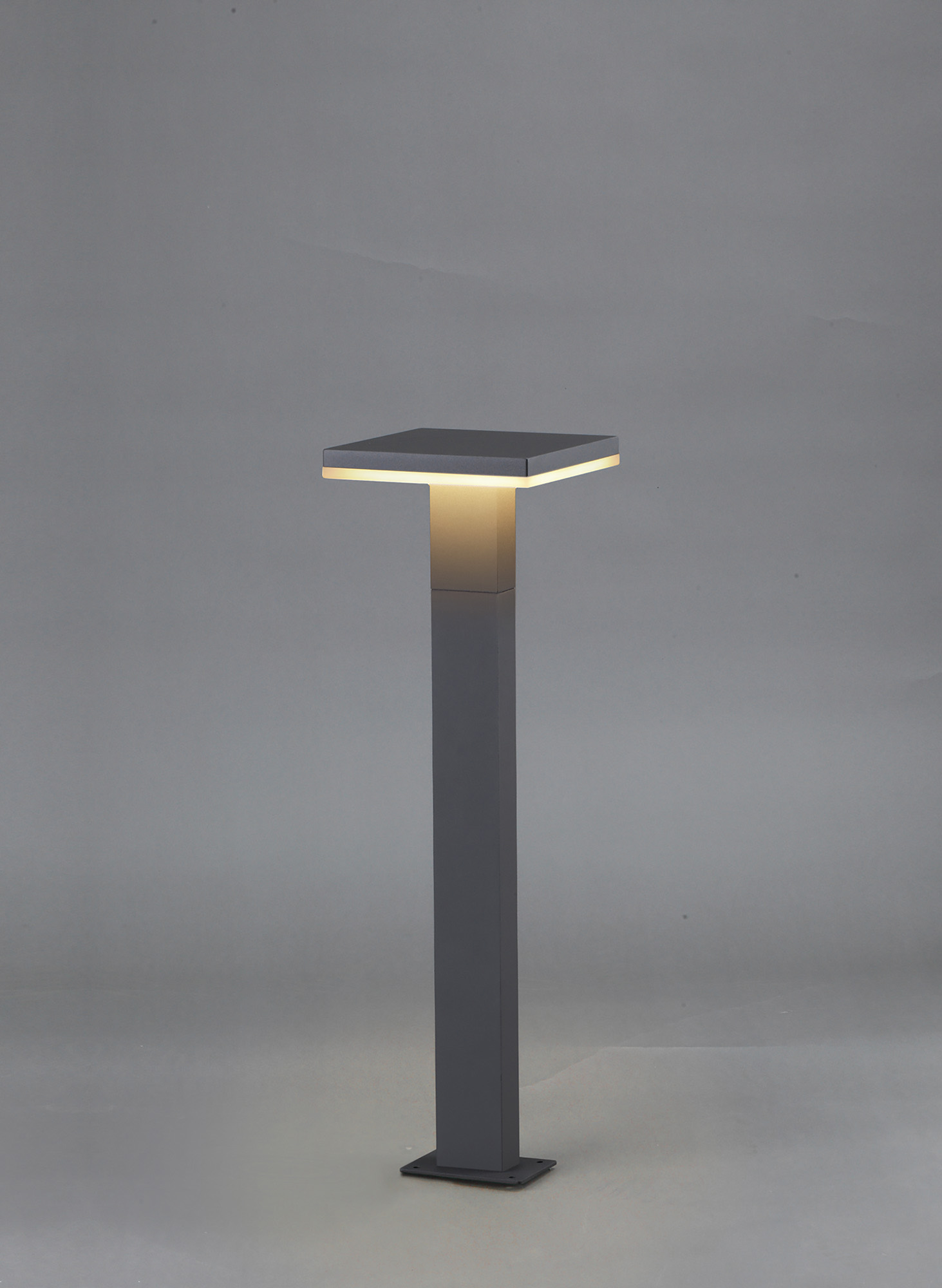 Tignes Exterior Lights Mantra Exterior Post Tignes Exterior Lights Mantra Exterior Post